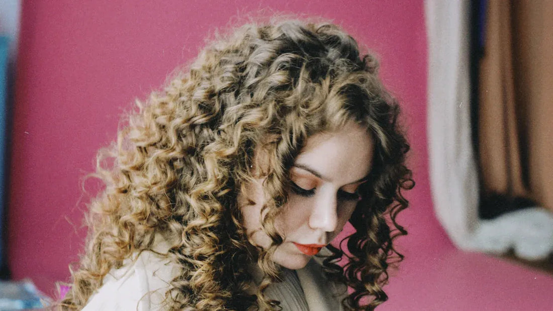 How to Curl Synthetic Hair Safely at Home