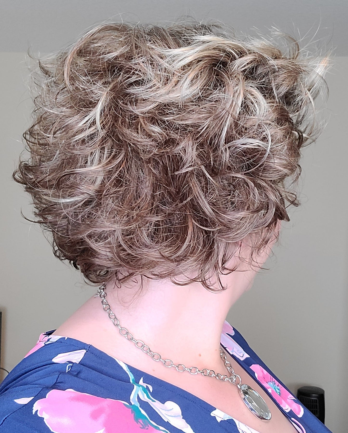 Wide Wig by Ellen Wille | Synthetic Hair | Petite/Average Cap