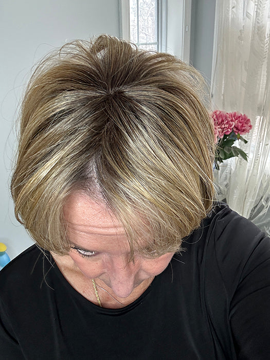 Open Box | Fun Topper by Ellen Wille | Light Bernstein Rooted