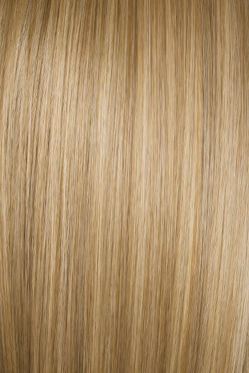 Tousled With Love Wig by Hairdo | Heat Friendly Synthetic Hair | Ultra Petite Cap