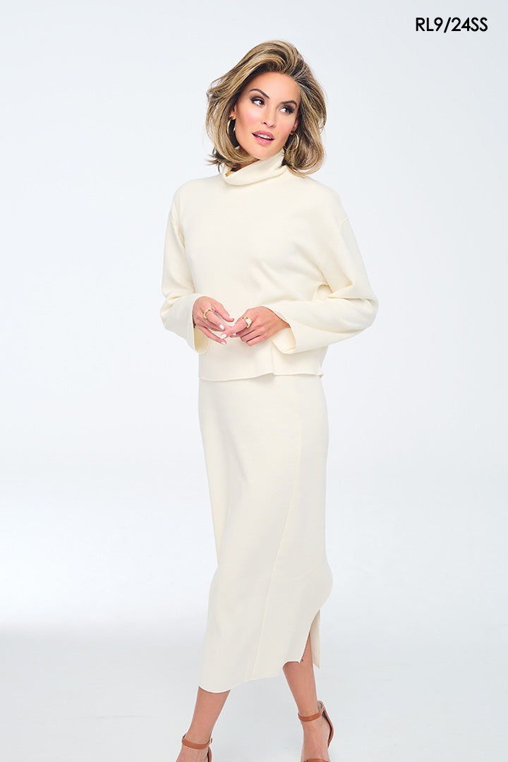 Open Box | Flying Solo HT Wig by Raquel Welch | Petite/Average Cap | RL19/23SS