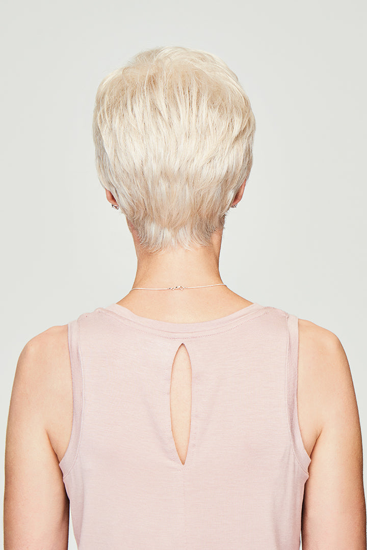 Winner Wig by Raquel Welch | Synthetic Hair | Ultra Petite Cap